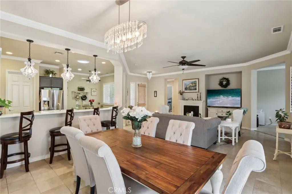 1654 Camino Cresta, Hemet, California 92545 home-pic-5